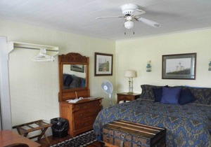 Room 5 at the Otter Creek Inn