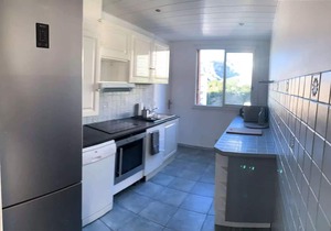 Rouviere Residence - Large apartment sea view small budget