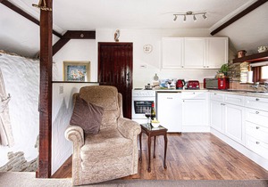 Rowan Cottage - sleeps 2 - Nr Looe and Polperro