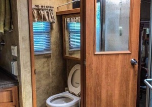 RV Rental#1 with mountain view perfect for couple