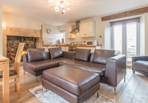 Ryehill Farm Cottage, THROPTON