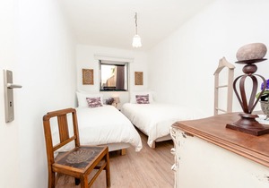 São Vicente apartment - Alfama Lisbon - private patio - free wifi