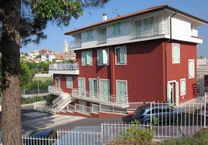 S008 - Sirolo, new three-room apartment with terrace