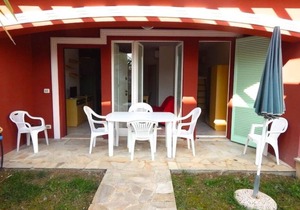 S011 - Sirolo, new three-room apartment with garden