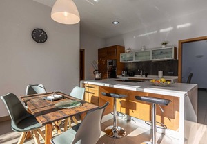 Sa Torre Voramar, Wonderful Villa with swimming pool on the Sea front line