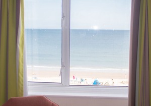Sandbanks Hotel