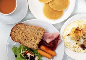 Santorini hostel & tour