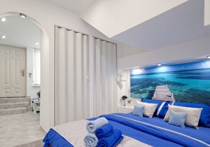 Santorini style in Athens Plaza Luxury apartments