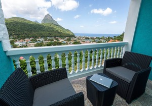 Sapphire Apartment 4.BRAND NEW! $1M VIEWS; GREAT LOCATION; AMAZING DEAL!