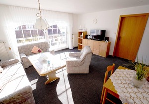 Schöne Ferienwohnung Windstärke12 mit Balkon