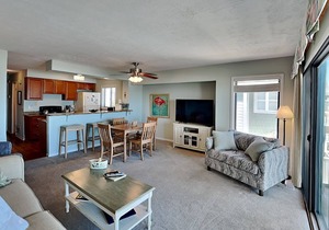 Sea Colony 12A | Oceanfront + Private Beach Walkway