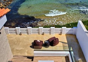 Seashell an Elegant Seafront Villa