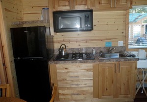 Seaside Camping Resort Cottage 11