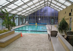 Seaside Camping Resort One-Bedroom Cabin 6