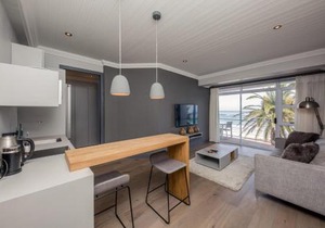 Seasonsfind - The Bay