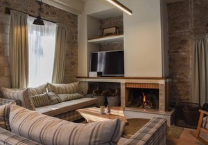 Secluded Mountain Refuge - Theonimfi Paradise Gem
