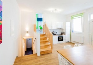 SecondHome Stuttgart - Very nice apartment near historic city centre at Blumenstr 58 in Esslingen am Neckar - W2