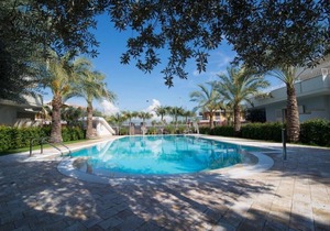 Self Catering Apartment at only 350m from the Beach!