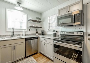 Shoal up on Sale Creek- Waterfront