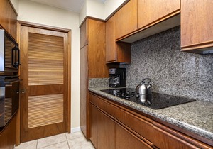 Shores at Waikoloa 234-Large Condo with Wrap Lanai, Partial Ocean/Golf Views
