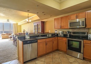 Sienna 702: 2BR Gulfport Condo with Stunning View