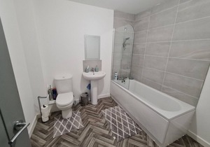 Sigma Executive Flat 1 is 5 minutes away from the famed Fish Quay, near NS Town.