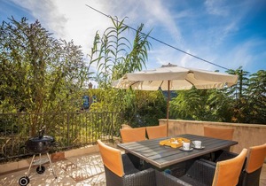 Simple and functional two bedroom apartment on island of Rab