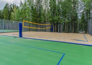 Ski and Racquet Club 203B