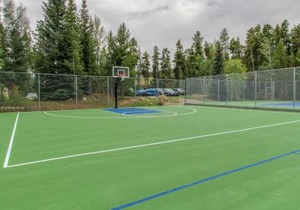 Ski and Racquet Club 203B