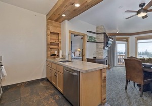 Ski-in/Ski-out 2Bed 2Bath Sunstone Lodge Condo at Little Eagle Express