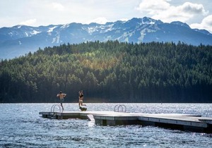 Ski In Ski Out Apartment w Pool and Hot Tub by Harmony Whistler