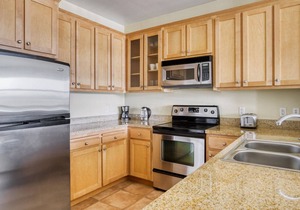 Sleek San Bruno 1BR w/ Pool, Gym & W/D, near 280 & 101, by Blueground
