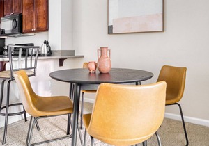 Sleek Sunnyvale 1BR w/ Gym, W/D & Lounge, walk to Google, by Blueground