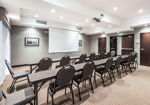 Sleep Inn & Suites Hennessey North