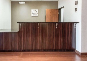 Sleep Inn & Suites Hennessey North