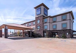 Sleep Inn & Suites Hennessey North