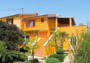 Smilja with 1 bedrooms and 1.5 bathrooms