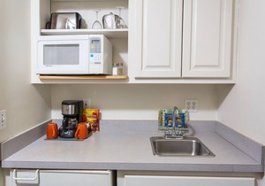 Snug Harbor Inn - Cottage 1A