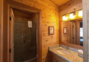 Snug Harbor Resort and Marina - Two Bedroom Waterfront Suite