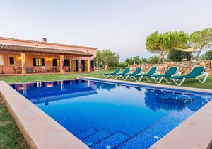 Son Parera - Four Bedroom Villa, Sleeps 8