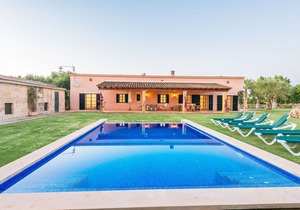 Son Parera - Four Bedroom Villa, Sleeps 8