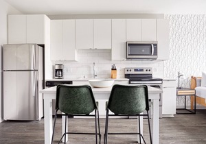 Sonder at LUNA | Studio Apartment