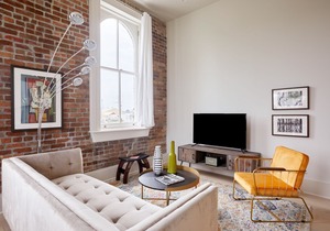 Sonder | Gravier Place | Warm 1BR