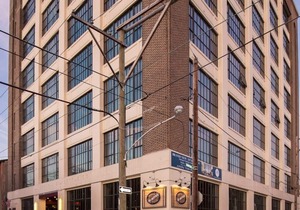 Sosuite | 2BR Apt w W/D, Gym, On-Site Restaurant