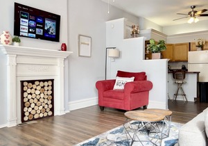 Soulard 1 Bedroom with In-Unit Washer Dryer - Long Term Welcome