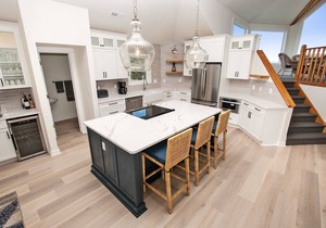 Soundfront, Sound views, Private Pool! MS1, Devonshire