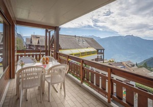 Sources 4110 by Interhome