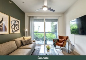 South Lamar Luxury Apartment