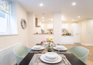 South Quay Apartment