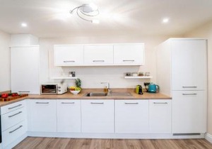 South Quay Apartment